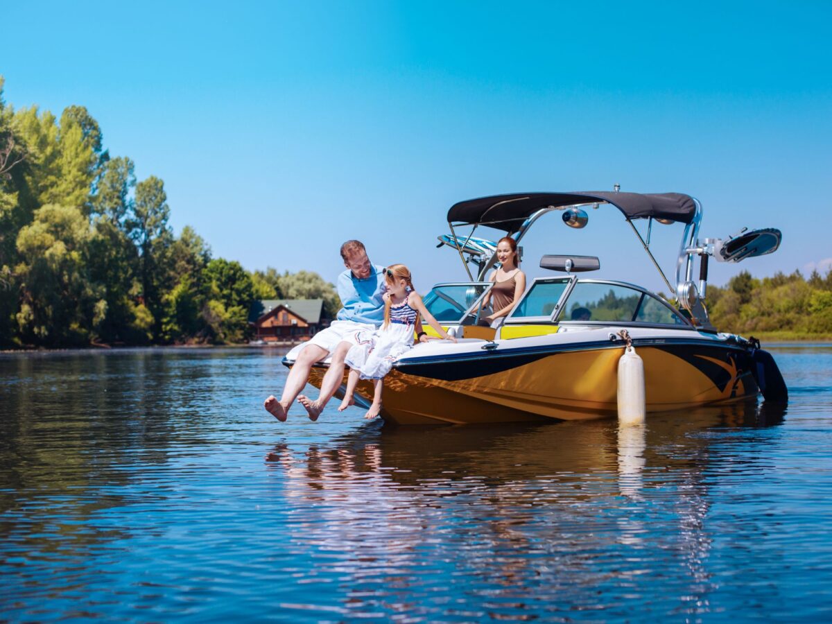Why You Should Consider Buying a Boat This Summer